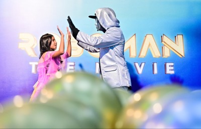 "ރޮބޯމޭން" އޮލިމްޕަހުގައި ޕްރިމިއާ ކޮށްފި