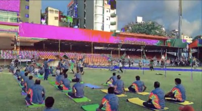 ޔޯގާ ޑޭ ފާހަގަކުރަމުން ދަނިކޮށް ބަޔަކު ގަލޮޅުދަނޑަށް ވަދެގަނެ، އެކަން ހުއްޓުވައިފި