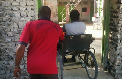 މަރުގެ ތުންފަތްމަތިން ސަލާމަތްވެ ހަށިފޮޅާލި ފަހުލަވާނެެއް!