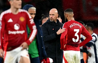 ޔުނައިޓެޑް ބަލިވުމުން ޓެން ހާގަށް ގޯސްވީ ފެނާންޑޭޒް އަށް ދެއްކި ރަތް ކާޑު