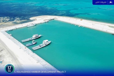 ސ. ހުޅުދޫ ބަނދަރު ތަރައްގީކުރުމުގެ މަޝްރޫއުގެ 88 ޕަސެންޓް ނިންމާލައިފި