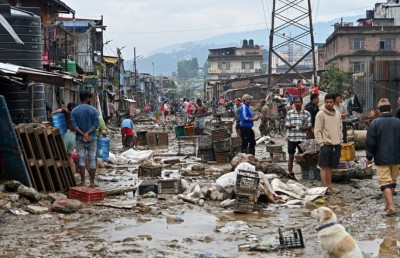 ނޭޕާލްގައި ފެންބޮޑުވުން: މަރުވި މީހުންގެ އަދަދު 170 އަށް