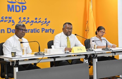 އަޅުގަނޑުގެ ލީޑަޝިޕްގައި ޕާޓީ ނުހިނގާ އޮންނަން ބައެއް ބޭފުޅުން ބޭނުން ވެދާނެ: ފައްޔާޒް