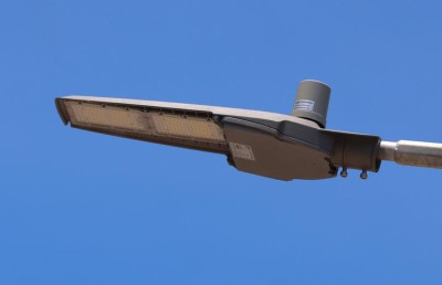 ފުވައްމުލަކުގެ މަގު ބައްތިތައް ސްމާޓް ލައިޓަށް ބަދަލުކުރަނީ