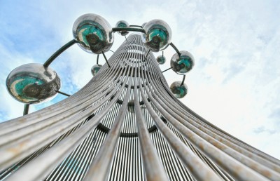 ޝީޓްޕައިލަށް ގެއްލުންވެ ސުނާމީ ބިނާ މައިޒާނުގެ ތަންގަނޑެއް އަޑިއަށް