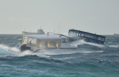 ކުދި އުޅަނދުގައި ދަތުރުކުރާ ނަމަ ލައިފްޖެކެޓް މަޖުބޫރުކޮށްފި