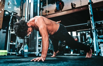 ޖިމަށް ވަދެ ދިރިއުޅުން ބަދަލުކޮށްލައިފި