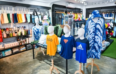 މި ދެބެއިން ބެލި ހުވަފެނުގައި ޖެއްސި ކުލަތައް