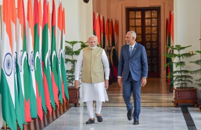 އިންޑިއާ އިން ރާއްޖެއަށް 400 މިލިއަން ޑޮލަރުގެ ކަރަންސީ ސްވޮޕް ފެސިލިޓީއެއް ދީފި