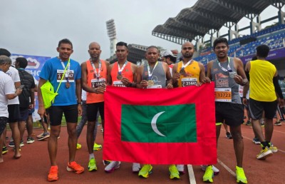 ދިގު ބްރޭކަކަށް ފަހު އެނބުރި އައިސް ޝިފާޒު ކުރިއެރުން ހޯދަނީ!