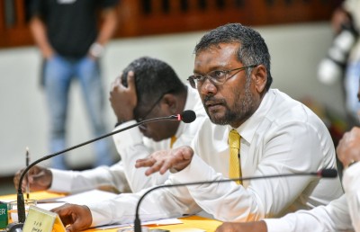 އެމްޑީޕީން މޯލްޑިވިއަންއަށް ދޭންޖެހޭ 5.6 މިލިއަން ދައްކަން ކޯޓުން ބޭރުގައި އެއްބަސްވުމަކަށް