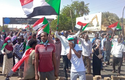 ސޫދާންގެ މަދަނީ ބަސްނޭހުން ފުޅާކުރަނީ