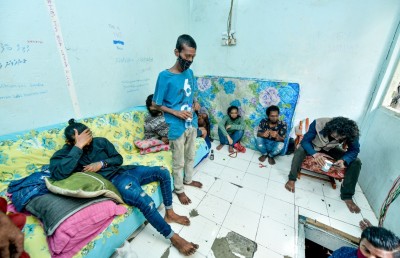 ފިހާރަ، ކެފޭ، ކާރު... ކޮންތާކުން ހޯދާހާ ފައިސާއެއް؟