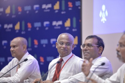 ނަޝީދު އުޅުއްވަނީ ރައީސް ޞާލިހު ބްލެކްމެއިލް ކުރަން ކަމަށް ތުހުމަތުކޮށް މައްސަލަ ފުލުހަށް