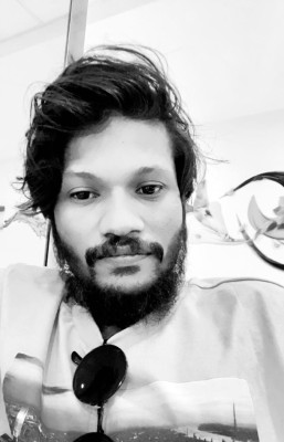 ޑްރަގް ކޭސްއެއްގެ ތުހުމަތުގައި ބެދި އިންޑިއާގައި ތާށިވެފައި ހުންނަތާ 12 އަހަރު!