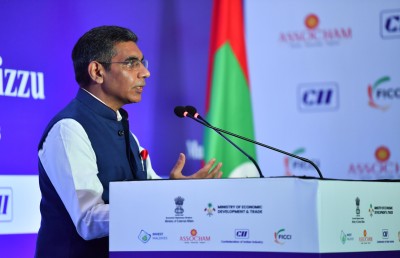 އެންމެ ބޮޑު އިސްކަމެއް އޮތީ ދެ ގައުމުގެ ވިޔަފާރީގެ ގުޅުން ބަދަހިކުރަން: ހައި ކޮމިޝަނަރު