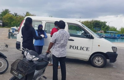 ގަވާއިދާ ހިލާފަށް ކުޑަހުވަދޫން ރުއްތަކެއް ބޭރުކުރަނިކޮށް ހުއްޓުވުން؛ ތުހުމަތު ކައުންސިލްގެ ރައީސަށް