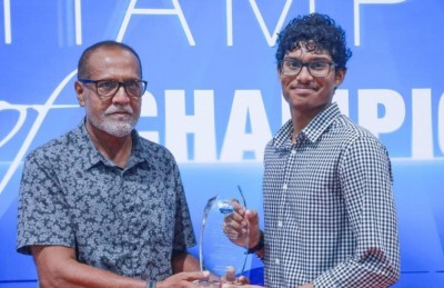 ނާކާމިޔާބީ އާއި މާޔޫސްކަމަށް ފަހު ހޯދީ ފެންމުތެއް