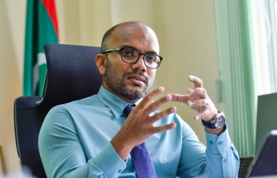 މުދަލާއި ހިދުމަތުގެ އަގު އެރިޔަ ނުދީ އަންނަ އަހަރު ހިފެހެއްޓޭނެ: އަމީރު