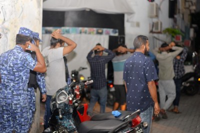 މާރާމާރީ ހިންގަން އުޅުނު ހަތަރު ޒުވާނުން ހައްޔަރުކޮށްފި