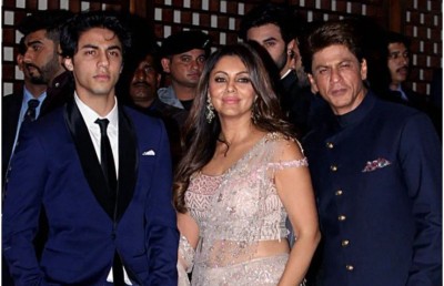 ޝާހްރުކްގެ ދަރިފުޅު ފްރޭމްކުރީ ކަމަށް ހެކިބަސް ދިން މީހަކު ބުނެފި