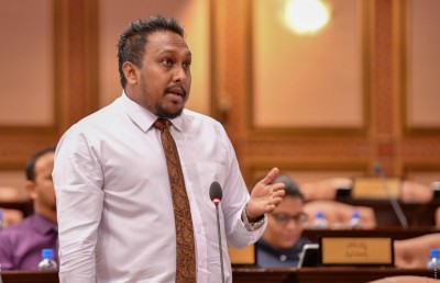 ފަތުރުވެރިކަމުން ލިބޭ އާމްދަނީ ރާއްޖޭގެ އެތެރޭގައި ދައުރުވާނެ ގޮތެއް ހެދުމަށް ގޮވާލާ ގަރާރެއް ހުށަހަޅައިފި