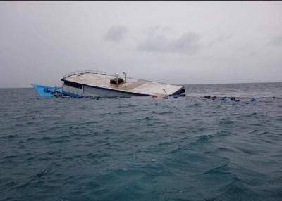 ގިނަ މުދަލާއެކު ބޯޓު އަޑިއަށް ދިއުމުން ލަންދޫއަށް ކާޑުގެ ދަތިކަން