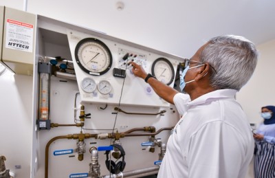 ޑީކޮމްޕްރެޝަން ޗެމްބަރެއް ކަނޑިންމަ ރިސޯޓުގައި ބަހައްޓައިފި