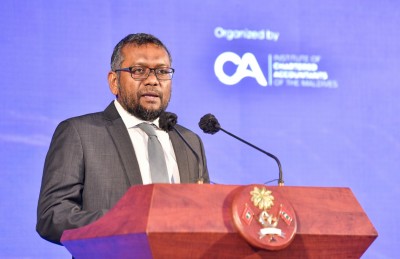 ދައުލަތުގައި މާލީ ދާއިރާގެ މީހުން މަދުވުމުން ކަންކަން ލަސްވާން މަގުފަހިވޭ: ފައްޔާޒު