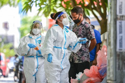 ކޮވިޑް ޖެހޭ މީހުންގެ އަދަދު ދަށަށް