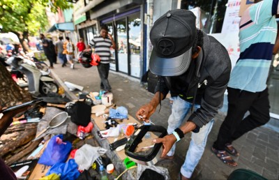 މަގުމަތީގައި ސަލާން ޖަހާ ޑްރަގްގެ ވަބާގައި އުޅޭ މީހުން ރިމާންޑް ސެންޓަރަށް ބަދަލުކުރަނީ