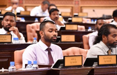 ދަރިމައިނުވުމުގެ މައްސަލައަށް އާސަންދަ ދޭން ގޮވާލާ ގަރާރު ބަލައިގެންފި