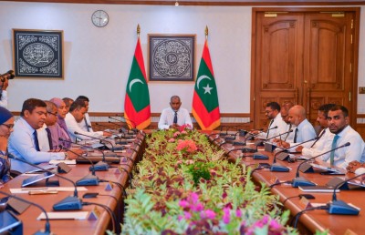 ކުންފުނިތަކުގައި 12،000ރ. އަށް ވުރެ ބޮޑުކޮށް ލިބޭ މުވައްޒަފުންގެ މުސާރައިން 10 ޕަސެންޓް އުނިކުރަނީ