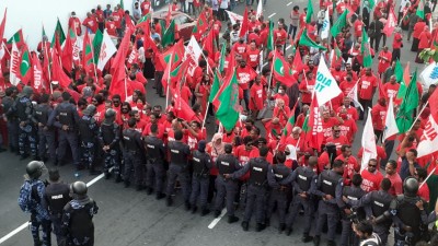 ''އިންޑިއާ އައުޓް'' ހަރަކާތް ޖިނާއީ ކުށަކަށް ހަދާ ބިލު ކޮމިޓީއަށް