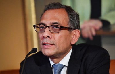 ނޯބެލްގެ އިނާމު ހޯދި އިކޮނޮމިސްޓެއްގެ ކެއްކުމާ ބެހޭ ފޮތެއް