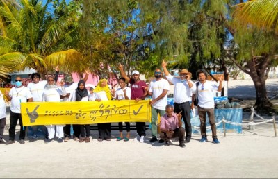 ބަރުލަމާނީ ޕެޓިޝަނުގައި 100،000 އަށް ވުރެ ގިނަ މީހުން ސޮއިކޮށްފި