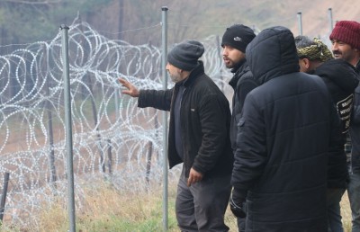 ޕޮލެންޑް ސިފައިންނާއި ރެފިއުޖީންނާ ދެމެދު ކުރިމަތިލުންތަކެއް