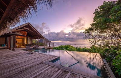 ޝަންގްރިއްލާ ނުހުޅުވި އޮތުމަކީ އައްޑޫގެ ޓޫރިޒަމަށް އެޅިފައިވާ އެންމެ ބޮޑު ހިޔަނި: މޭޔަރު