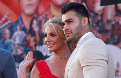 އިތުރު ދަރިޔަކު ހޯދުމާ މެދު ބްރިޓްނީ ވިސްނަނީ