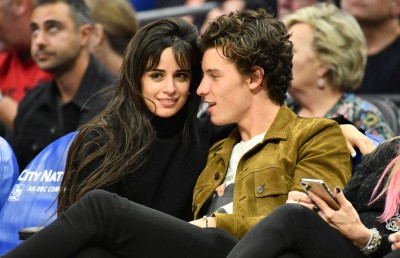 ދެ އަހަރު ފަހުން ކަމިލަ އާއި މެންޑޭޒްގެ ލޯބީގެ ގުޅުމުގައި ސިއްކަ