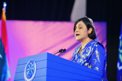 ރާއްޖޭގެ ޑިޕްލޮމަސީ ވަނީ ނާށިގަނޑެއްގެ ދަށުގައި: ދުންޔާ