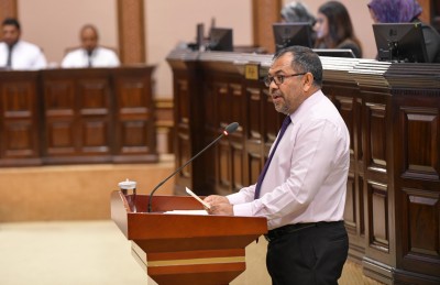 އަމާޒަކީ ޖީޑީޕީ 10 ބިލިއަން ޑޮލަރަށް ގެންދިއުން: ޒަމީރު