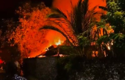 ކުޅުދުއްފުށީގައި މީހުން ދިރިއުޅޭ ގެއެއްގައި ރޯވެެއްޖެ