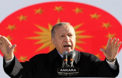 ތުރުކީގެ އިގްތިސާދު ރިބާއިން ސަލާމަތް ކުރަނީ