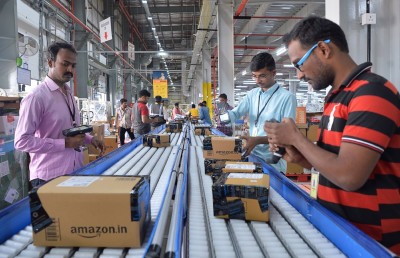 އިންޑިއާގައި އެމެޒޯން އިން މެރުއާނާ ވިއްކުމުން ކުންފުނީގެ އިސްވެރިންތަކަކަށް ދައުވާކޮށްފި