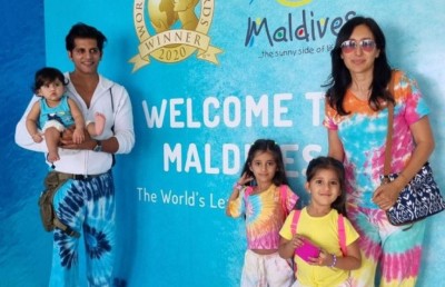 ރާއްޖެ ޕްރޮމޯޓްކުރަން އެކްޓަރު ކަރެންވީރުގެ ދެމަފިރިން