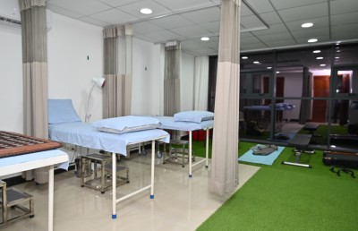 ގިނަ ވަސީލަތްތަކާ އެކު "އީވް ކްލިނިކް ވެސްޓް ޕާކް" ހުޅުވައިފި