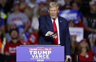 އިންތިހާބު އިންސާފުވެރި ނަމަ ބަލިވިޔަސް ގަބޫލުކުރާނަން: ޓްރަމްޕް