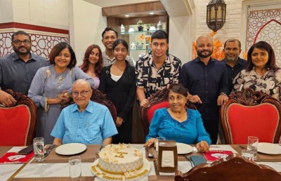 މައުމޫނާއި ނަސްރީނާގެ ލޯބި ދެމެހެއްޓުމުގެ ސިއްރަކީ "އެހެންދިމާއަކަށް" ނުބެލުން