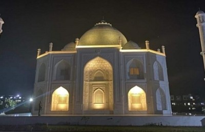 ލޯބިވާ މިންވަރު ހާމަކޮށްދޭން ހަދައި ދިނީ "ތާޖް މަހަލް" އެއް